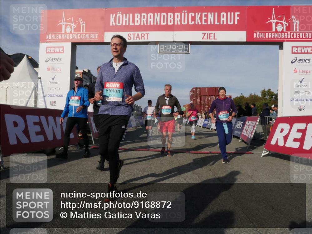 03.10.2025 - Köhlbrandbrückenlauf Matties Gatica Varas http://msf.ph/oto/9168872 03.10.2025 10:19:37 Ziel 1310, 1502, 1531, 1690, 1810, 1859, 1866, 1995, 2435, 2949, 3239, 3489, 3786, 3815 meine-sportfotos.de