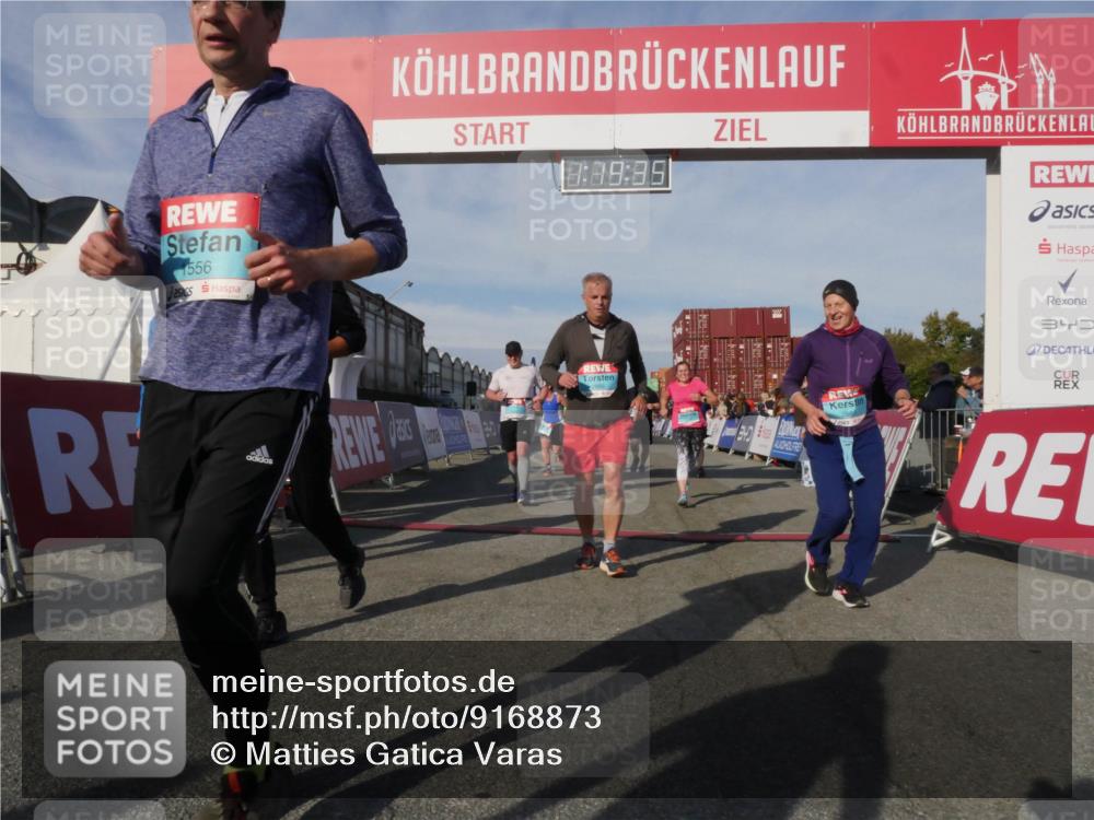 03.10.2025 - Köhlbrandbrückenlauf Matties Gatica Varas http://msf.ph/oto/9168873 03.10.2025 10:19:37 Ziel 1310, 1502, 1531, 1690, 1810, 1859, 1866, 1995, 2435, 2949, 3239, 3489, 3786, 3815 meine-sportfotos.de