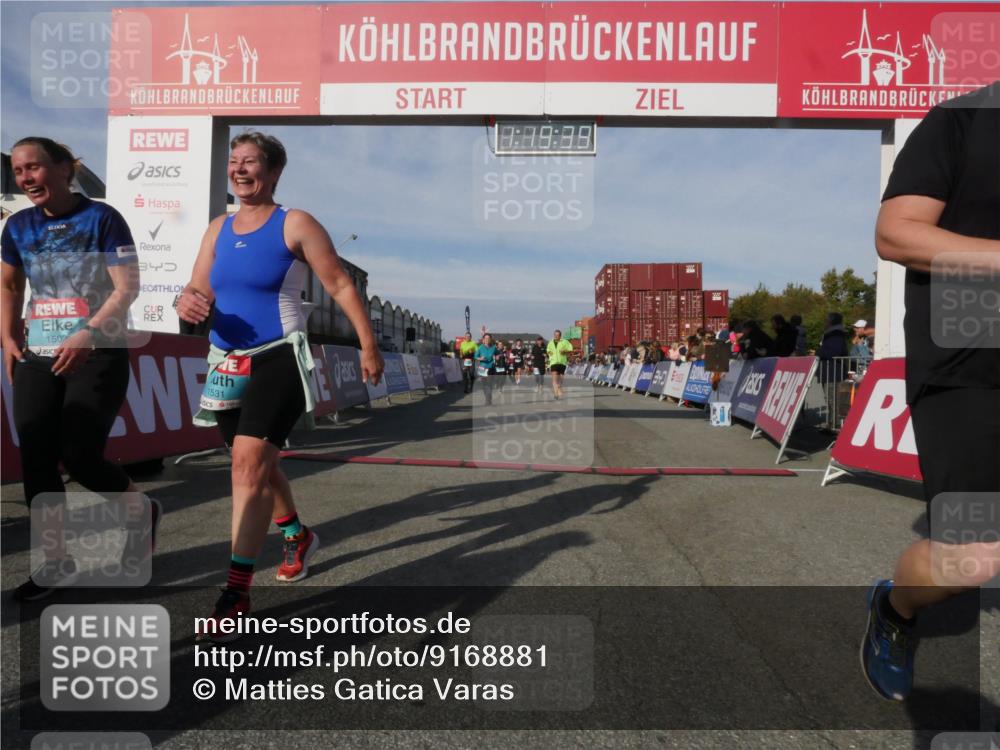 03.10.2025 - Köhlbrandbrückenlauf Matties Gatica Varas http://msf.ph/oto/9168881 03.10.2025 10:19:41 Ziel 1124, 1287, 1687, 1725, 1810, 1859, 1866, 1995, 2435, 2500, 2949, 3489, 3786 meine-sportfotos.de