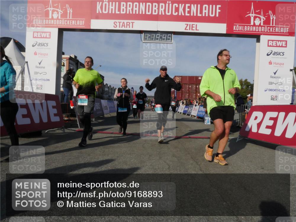 03.10.2025 - Köhlbrandbrückenlauf Matties Gatica Varas http://msf.ph/oto/9168893 03.10.2025 10:19:47 Ziel 1124, 1287, 1687, 1725, 1810, 1866, 1884, 2435, 2500, 2949, 3786, 3796 meine-sportfotos.de