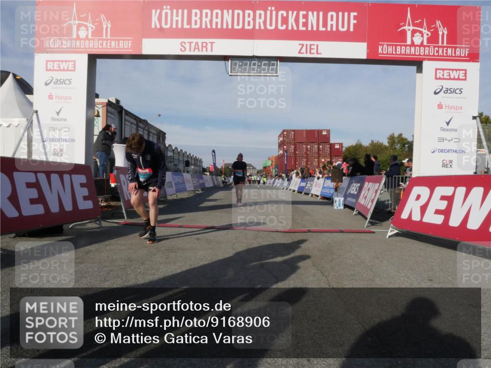 03.10.2025 - Köhlbrandbrückenlauf Matties Gatica Varas http://msf.ph/oto/9168906 03.10.2025 10:19:53 Ziel 1479, 1547, 1884, 1917, 2243, 3529, 3796 meine-sportfotos.de