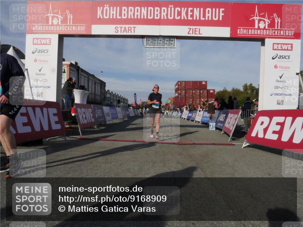 03.10.2025 - Köhlbrandbrückenlauf Matties Gatica Varas http://msf.ph/oto/9168909 03.10.2025 10:19:55 Ziel 1479, 1547, 1884, 1917, 2243, 2674, 3529, 3796 meine-sportfotos.de