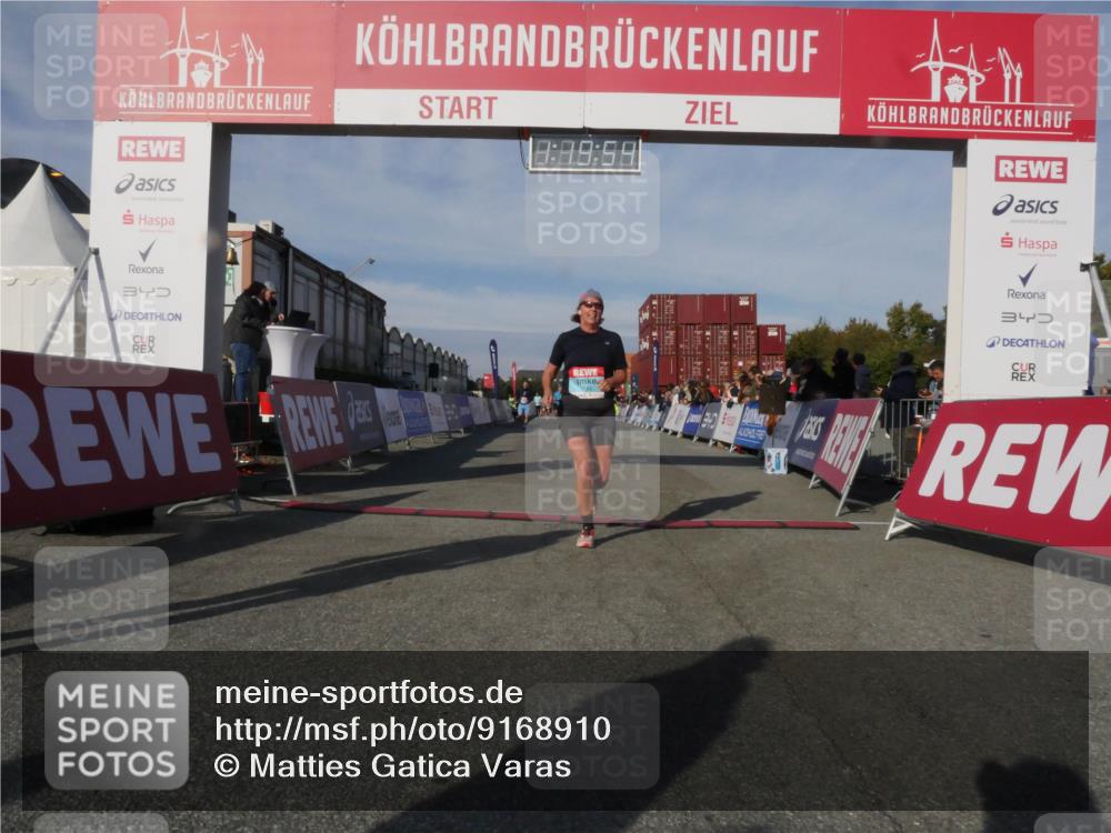 03.10.2025 - Köhlbrandbrückenlauf Matties Gatica Varas http://msf.ph/oto/9168910 03.10.2025 10:19:55 Ziel 1479, 1547, 1884, 1917, 2243, 2674, 3529, 3796 meine-sportfotos.de