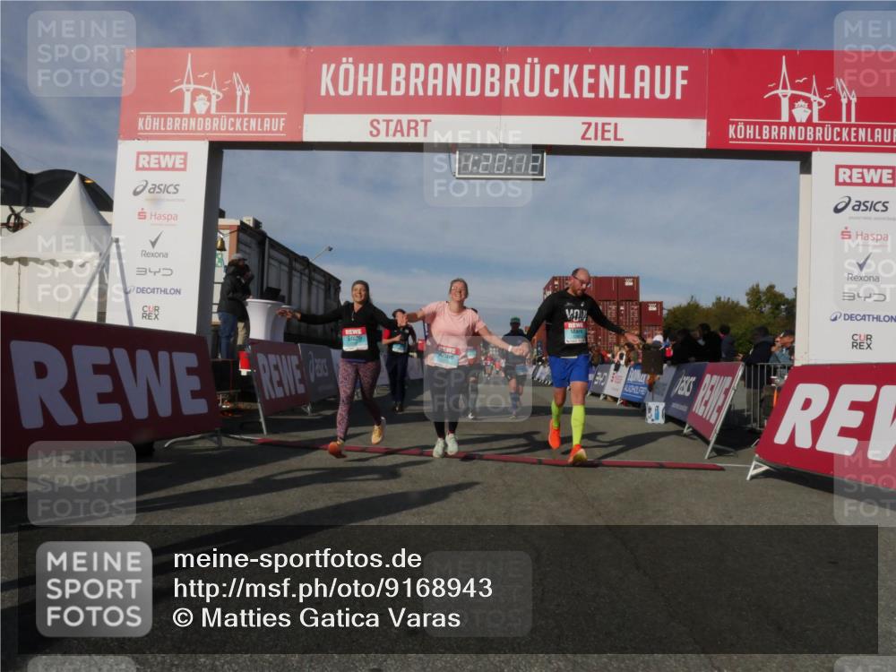 03.10.2025 - Köhlbrandbrückenlauf Matties Gatica Varas http://msf.ph/oto/9168943 03.10.2025 10:20:14 Ziel 1282, 1593, 1672, 1795, 2055, 2854, 2855, 3407, 3417, 3697, 3736 meine-sportfotos.de