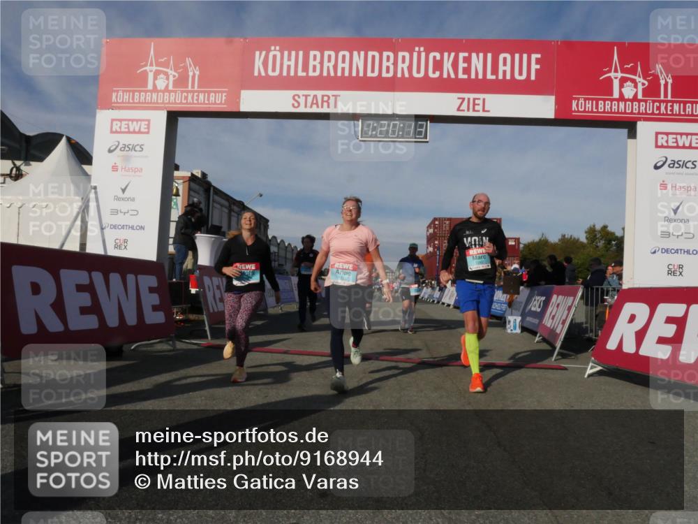 03.10.2025 - Köhlbrandbrückenlauf Matties Gatica Varas http://msf.ph/oto/9168944 03.10.2025 10:20:14 Ziel 1282, 1593, 1672, 1795, 2055, 2854, 2855, 3407, 3417, 3697, 3736 meine-sportfotos.de