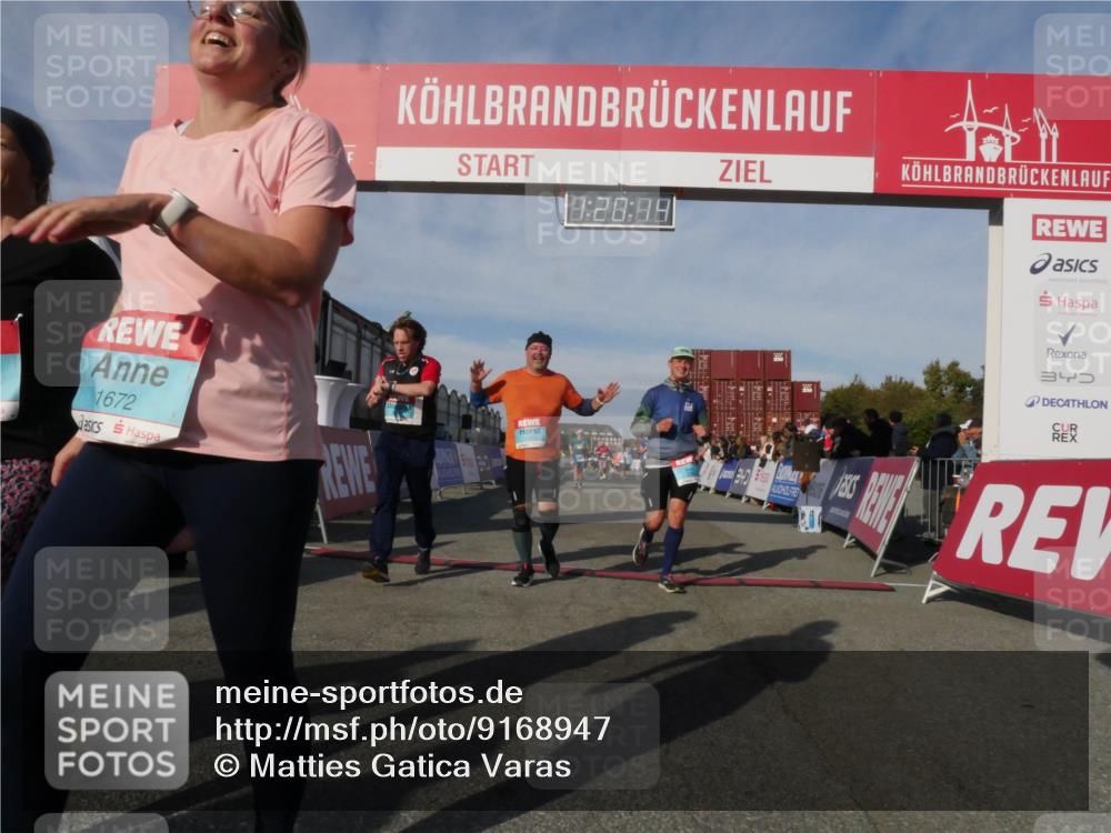 03.10.2025 - Köhlbrandbrückenlauf Matties Gatica Varas http://msf.ph/oto/9168947 03.10.2025 10:20:16 Ziel 1746, 2055, 2854, 2855, 2916, 2918, 3417, 3697 meine-sportfotos.de
