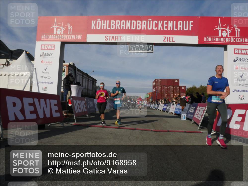 03.10.2025 - Köhlbrandbrückenlauf Matties Gatica Varas http://msf.ph/oto/9168958 03.10.2025 10:20:21 Ziel 1576, 1698, 1737, 1746, 2018, 2854, 2855, 2916, 2917, 2918, 2919, 3382, 3417, 3430, 3697 meine-sportfotos.de