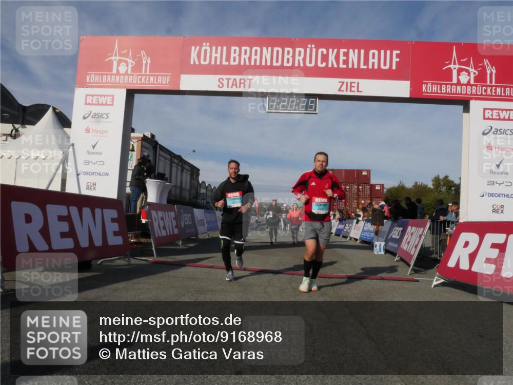 03.10.2025 - Köhlbrandbrückenlauf Matties Gatica Varas http://msf.ph/oto/9168968 03.10.2025 10:20:26 Ziel 1576, 1615, 1692, 1698, 1737, 1746, 2018, 2854, 2855, 2916, 2917, 2918, 2919, 3382, 3430, 3635 meine-sportfotos.de