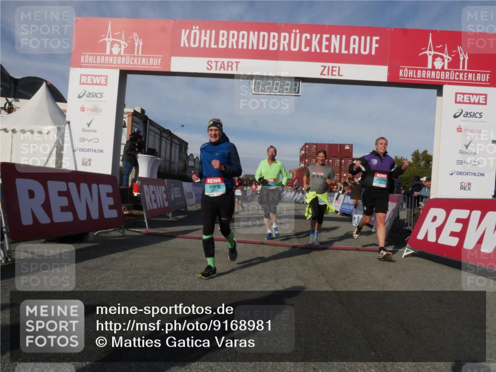03.10.2025 - Köhlbrandbrückenlauf Matties Gatica Varas http://msf.ph/oto/9168981 03.10.2025 10:20:33 Ziel 1051, 1538, 1615, 1650, 1651, 1692, 1698, 1804, 1911, 1912, 2424, 2460, 2919, 3635, 3669 meine-sportfotos.de
