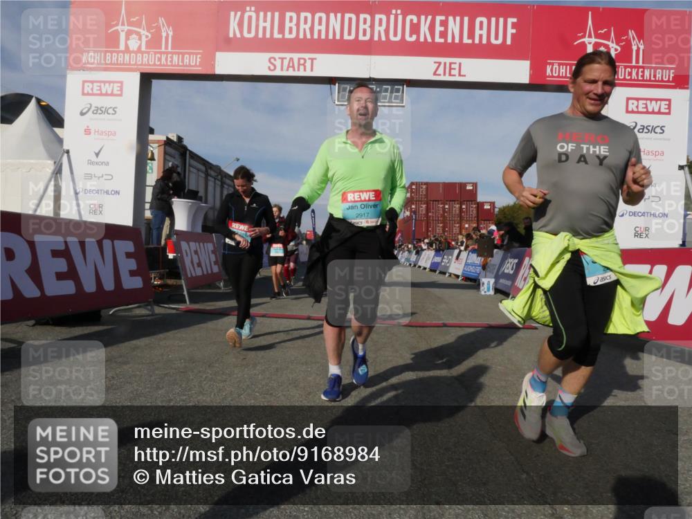 03.10.2025 - Köhlbrandbrückenlauf Matties Gatica Varas http://msf.ph/oto/9168984 03.10.2025 10:20:34 Ziel 1051, 1538, 1615, 1650, 1651, 1692, 1804, 1911, 1912, 2424, 2460, 2617, 3635, 3669 meine-sportfotos.de