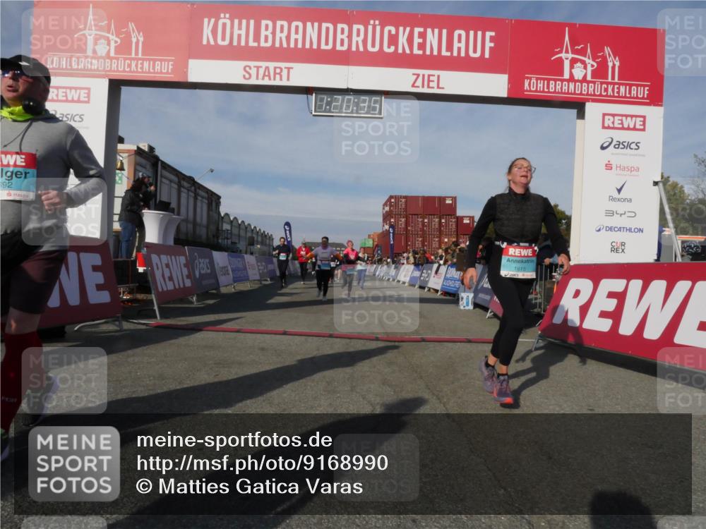 03.10.2025 - Köhlbrandbrückenlauf Matties Gatica Varas http://msf.ph/oto/9168990 03.10.2025 10:20:37 Ziel 1051, 1538, 1650, 1651, 1664, 1804, 1911, 1912, 2424, 2460, 2617, 3562, 3669 meine-sportfotos.de