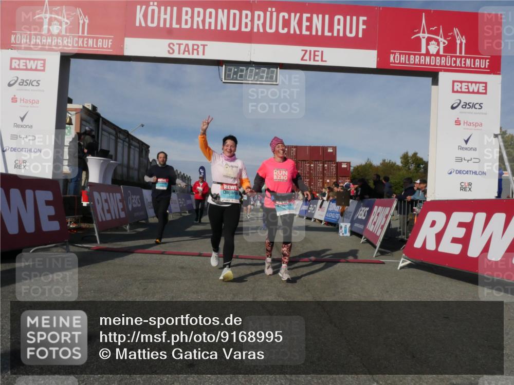 03.10.2025 - Köhlbrandbrückenlauf Matties Gatica Varas http://msf.ph/oto/9168995 03.10.2025 10:20:39 Ziel 1051, 1538, 1650, 1651, 1664, 1804, 1911, 1912, 2424, 2460, 2617, 3562, 3669 meine-sportfotos.de