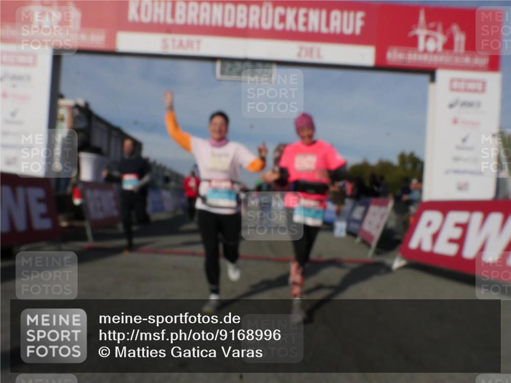 03.10.2025 - Köhlbrandbrückenlauf Matties Gatica Varas http://msf.ph/oto/9168996 03.10.2025 10:20:40 Ziel 1051, 1538, 1650, 1651, 1664, 1911, 2023, 2424, 2460, 2617, 3562, 3669 meine-sportfotos.de