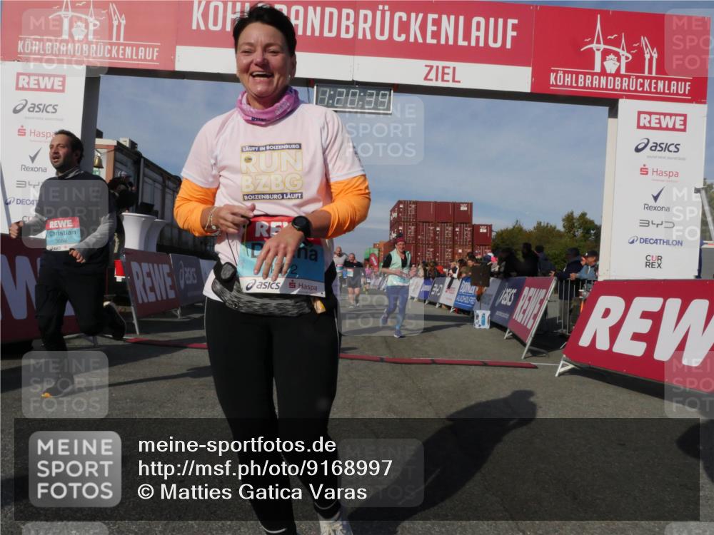 03.10.2025 - Köhlbrandbrückenlauf Matties Gatica Varas http://msf.ph/oto/9168997 03.10.2025 10:20:41 Ziel 1051, 1538, 1650, 1651, 1664, 1911, 2023, 2424, 2460, 2617, 3562 meine-sportfotos.de