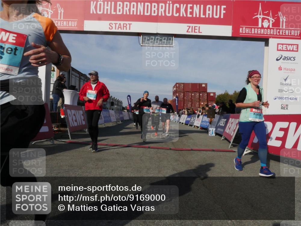03.10.2025 - Köhlbrandbrückenlauf Matties Gatica Varas http://msf.ph/oto/9169000 03.10.2025 10:20:43 Ziel 1051, 1538, 1664, 2023, 2424, 2460, 2617, 3562, 3636, 3783 meine-sportfotos.de