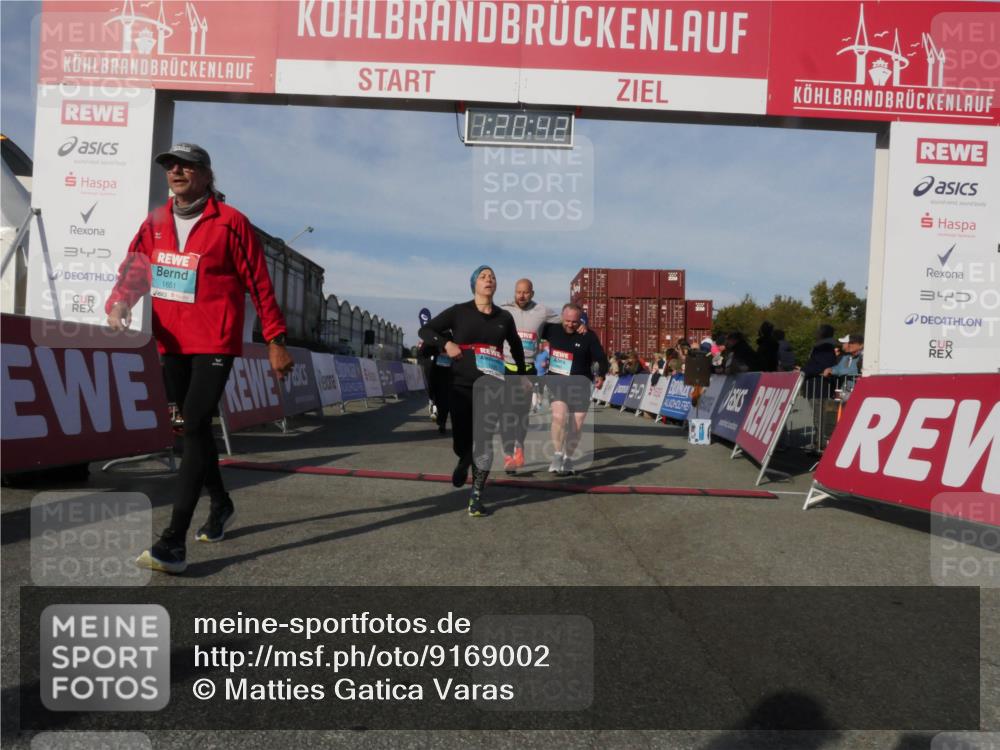03.10.2025 - Köhlbrandbrückenlauf Matties Gatica Varas http://msf.ph/oto/9169002 03.10.2025 10:20:44 Ziel 1051, 1664, 2023, 2424, 2460, 2617, 3562, 3636, 3783 meine-sportfotos.de