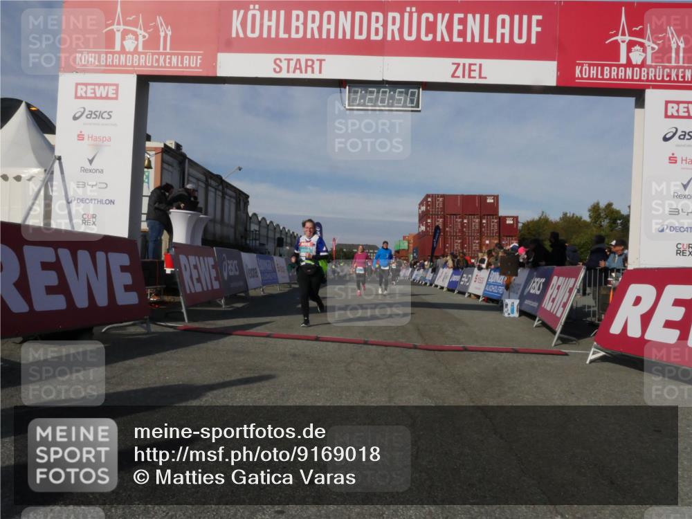 03.10.2025 - Köhlbrandbrückenlauf Matties Gatica Varas http://msf.ph/oto/9169018 03.10.2025 10:20:52 Ziel 1561, 1562, 1618, 1971, 2012, 2023, 2817, 3030, 3636, 3783 meine-sportfotos.de