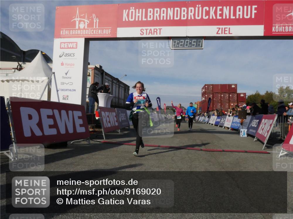 03.10.2025 - Köhlbrandbrückenlauf Matties Gatica Varas http://msf.ph/oto/9169020 03.10.2025 10:20:52 Ziel 1561, 1562, 1618, 1971, 2012, 2023, 2817, 3030, 3636, 3783 meine-sportfotos.de