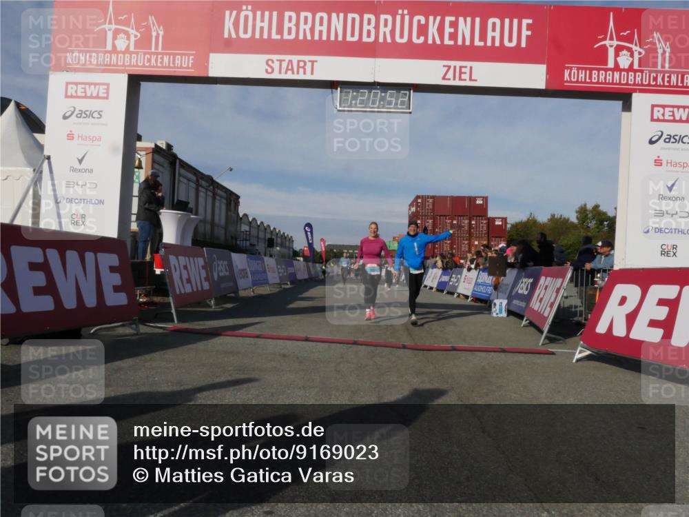 03.10.2025 - Köhlbrandbrückenlauf Matties Gatica Varas http://msf.ph/oto/9169023 03.10.2025 10:20:54 Ziel 1561, 1562, 1618, 1971, 2012, 2033, 2128, 2817, 3030, 3617, 3636, 3783 meine-sportfotos.de