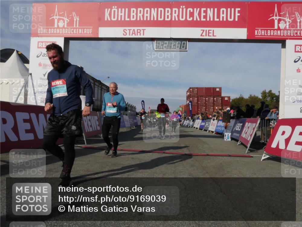 03.10.2025 - Köhlbrandbrückenlauf Matties Gatica Varas http://msf.ph/oto/9169039 03.10.2025 10:21:02 Ziel 1463, 1607, 1706, 1846, 1965, 2012, 2033, 2082, 2128, 2142, 2362, 2416, 2512, 2720, 2721, 2969, 2977, 2978, 3030, 3148, 3215, 3617, 3755, 3757, 3758, 3772 meine-sportfotos.de