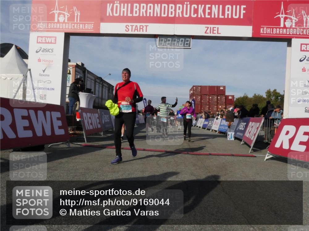 03.10.2025 - Köhlbrandbrückenlauf Matties Gatica Varas http://msf.ph/oto/9169044 03.10.2025 10:21:04 Ziel 1463, 1607, 1609, 1667, 1706, 1846, 1965, 2012, 2033, 2082, 2128, 2142, 2362, 2416, 2512, 2720, 2721, 2943, 2969, 2977, 2978, 3148, 3215, 3306, 3408, 3617, 3755, 3757, 3758, 3772 meine-sportfotos.de