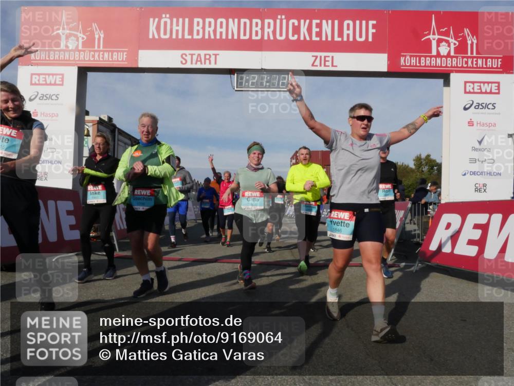 03.10.2025 - Köhlbrandbrückenlauf Matties Gatica Varas http://msf.ph/oto/9169064 03.10.2025 10:21:14 Ziel 1609, 1667, 1757, 2076, 2200, 2350, 2415, 2456, 2720, 2721, 2897, 2943, 3306, 3408, 3772 meine-sportfotos.de