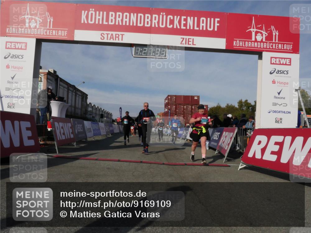 03.10.2025 - Köhlbrandbrückenlauf Matties Gatica Varas http://msf.ph/oto/9169109 03.10.2025 10:21:35 Ziel 1252, 1483, 1992, 2053, 2137, 2154, 2210, 2255, 2616, 2622, 3116, 3259, 3535, 3536, 3537, 3538 meine-sportfotos.de
