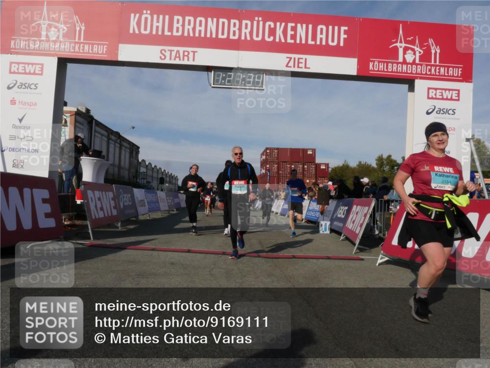 03.10.2025 - Köhlbrandbrückenlauf Matties Gatica Varas http://msf.ph/oto/9169111 03.10.2025 10:21:36 Ziel 1252, 1483, 1992, 2053, 2137, 2210, 2255, 2616, 2622, 3116, 3259, 3535, 3536, 3537, 3538 meine-sportfotos.de