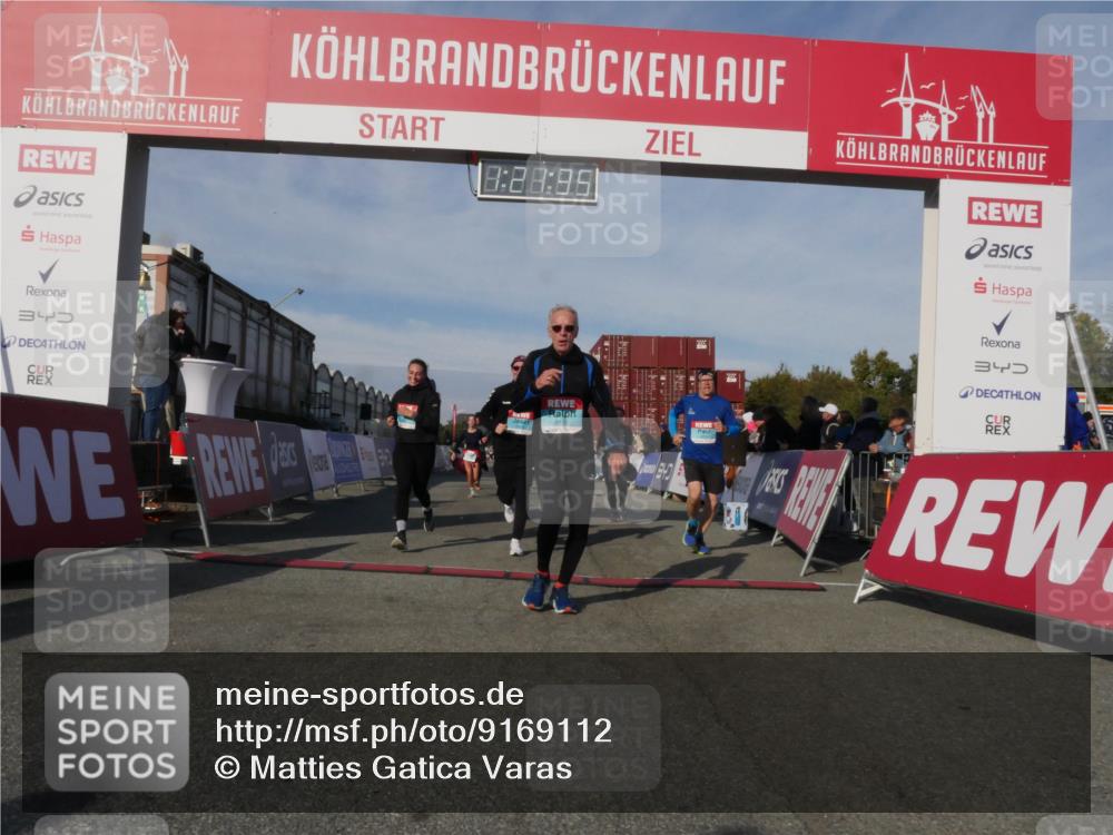 03.10.2025 - Köhlbrandbrückenlauf Matties Gatica Varas http://msf.ph/oto/9169112 03.10.2025 10:21:37 Ziel 1252, 1483, 1992, 2053, 2137, 2210, 2255, 2616, 2622, 3259, 3535, 3536, 3537, 3538 meine-sportfotos.de