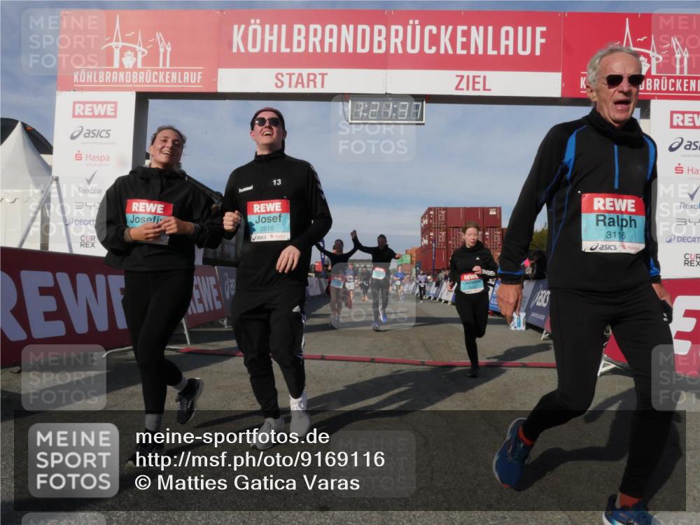 03.10.2025 - Köhlbrandbrückenlauf Matties Gatica Varas http://msf.ph/oto/9169116 03.10.2025 10:21:39 Ziel 1252, 1483, 2053, 2137, 2143, 2164, 2174, 2210, 2255, 2439, 3535, 3536, 3537, 3538 meine-sportfotos.de
