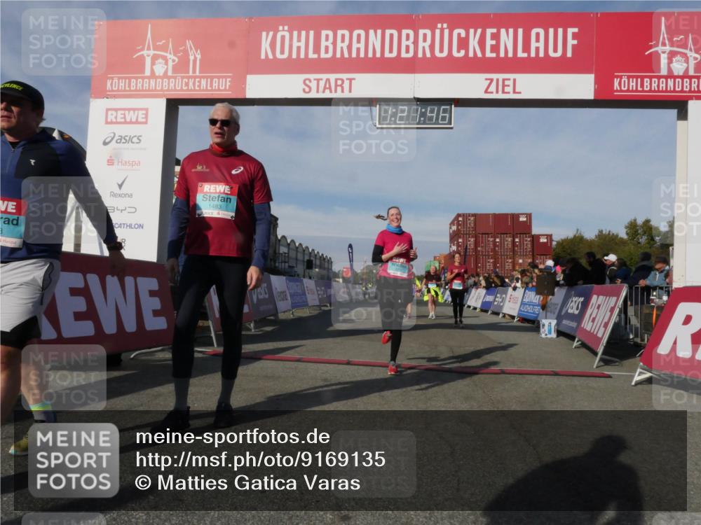 03.10.2025 - Köhlbrandbrückenlauf Matties Gatica Varas http://msf.ph/oto/9169135 03.10.2025 10:21:48 Ziel 2016, 2097, 2143, 2164, 2174, 2194, 2235, 2439, 2524 meine-sportfotos.de