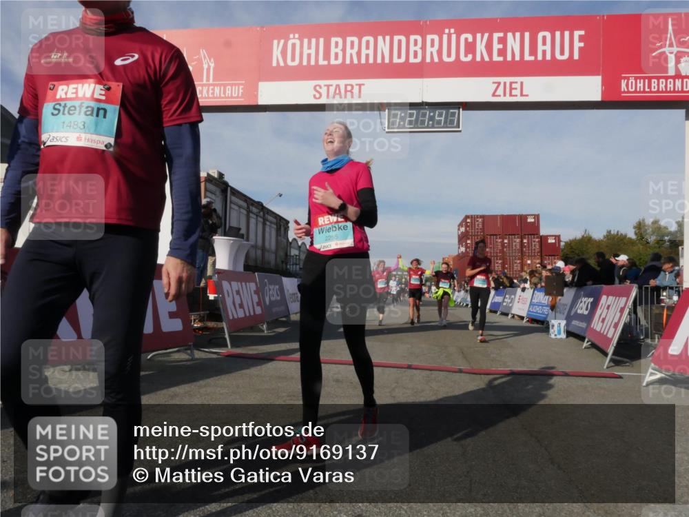 03.10.2025 - Köhlbrandbrückenlauf Matties Gatica Varas http://msf.ph/oto/9169137 03.10.2025 10:21:49 Ziel 2016, 2097, 2143, 2164, 2174, 2194, 2235, 2439, 2524 meine-sportfotos.de