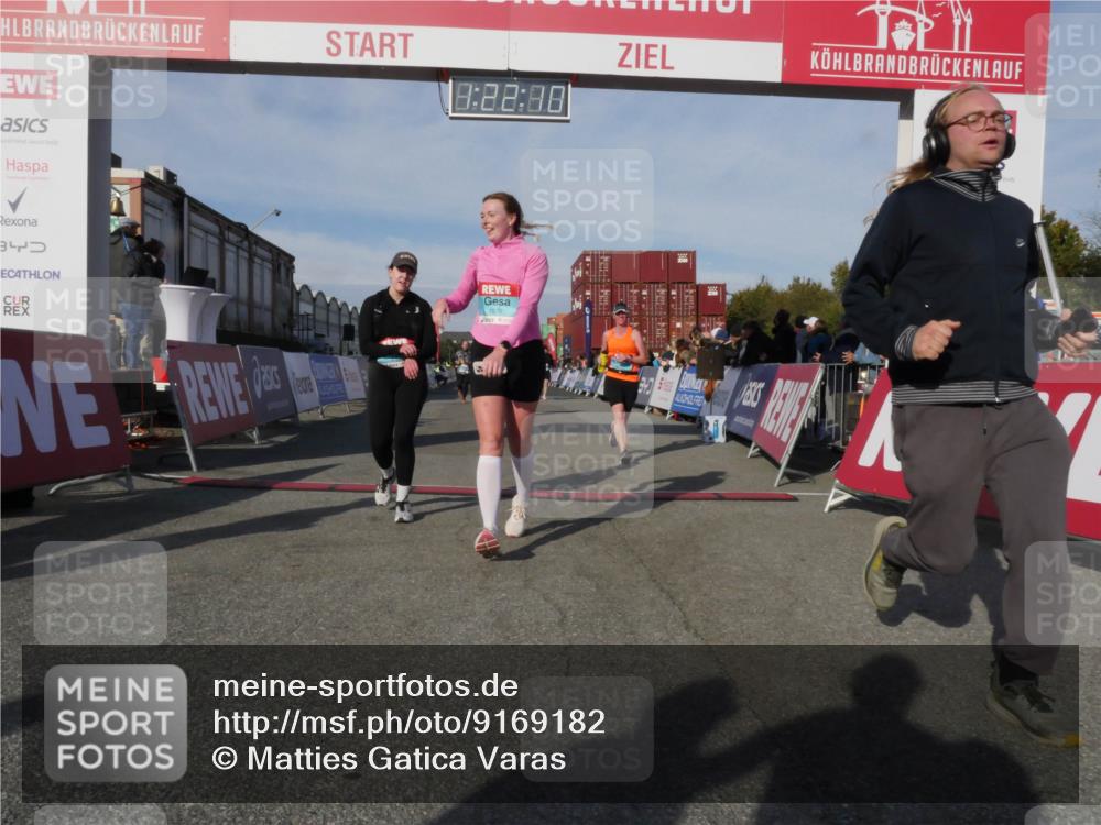 03.10.2025 - Köhlbrandbrückenlauf Matties Gatica Varas http://msf.ph/oto/9169182 03.10.2025 10:22:12 Ziel 1669, 1951, 1984, 2065, 2071, 2304, 3114, 3279, 3509, 3777 meine-sportfotos.de