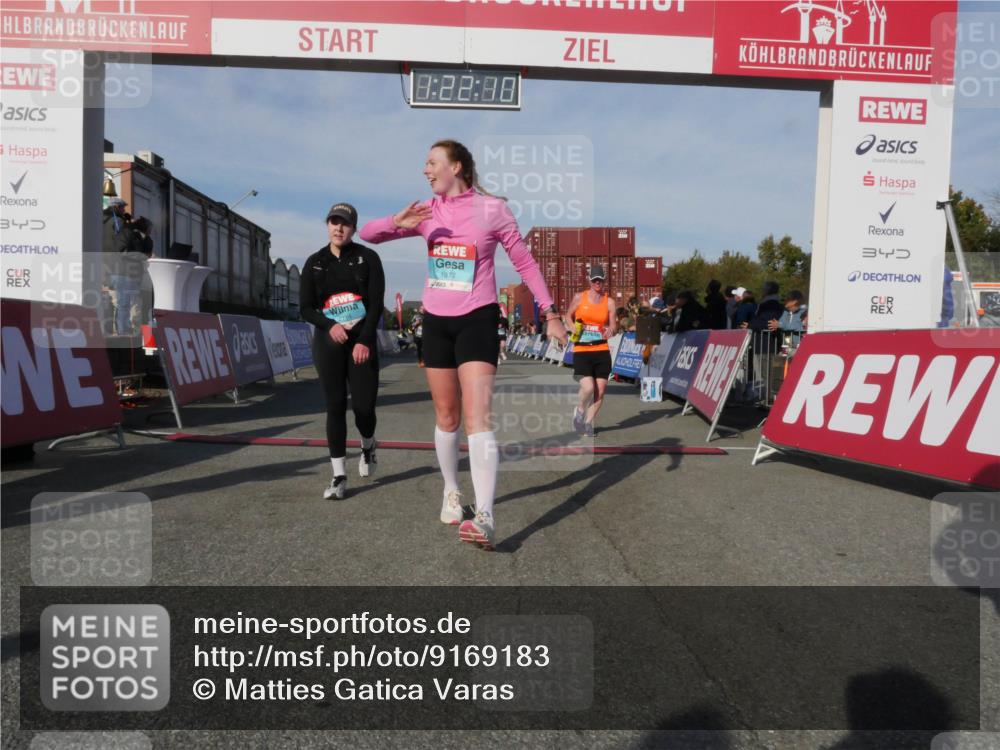03.10.2025 - Köhlbrandbrückenlauf Matties Gatica Varas http://msf.ph/oto/9169183 03.10.2025 10:22:12 Ziel 1669, 1951, 1984, 2065, 2071, 2304, 3114, 3279, 3509, 3777 meine-sportfotos.de