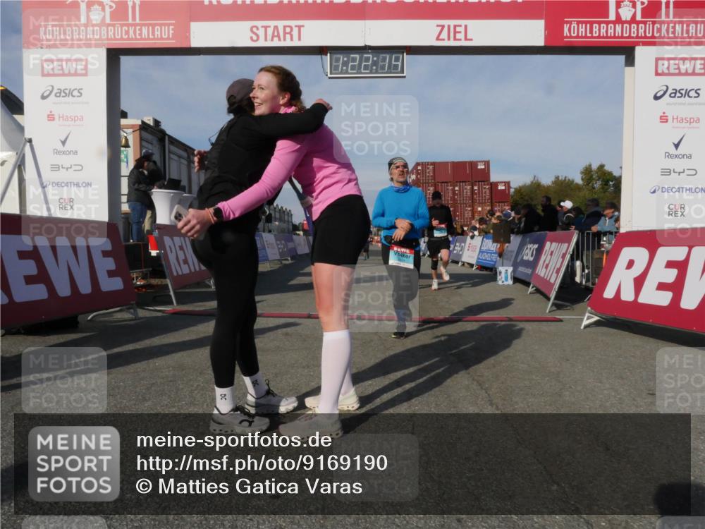 03.10.2025 - Köhlbrandbrückenlauf Matties Gatica Varas http://msf.ph/oto/9169190 03.10.2025 10:22:15 Ziel 1669, 1951, 1984, 2071, 2304, 3114, 3279, 3509, 3777 meine-sportfotos.de