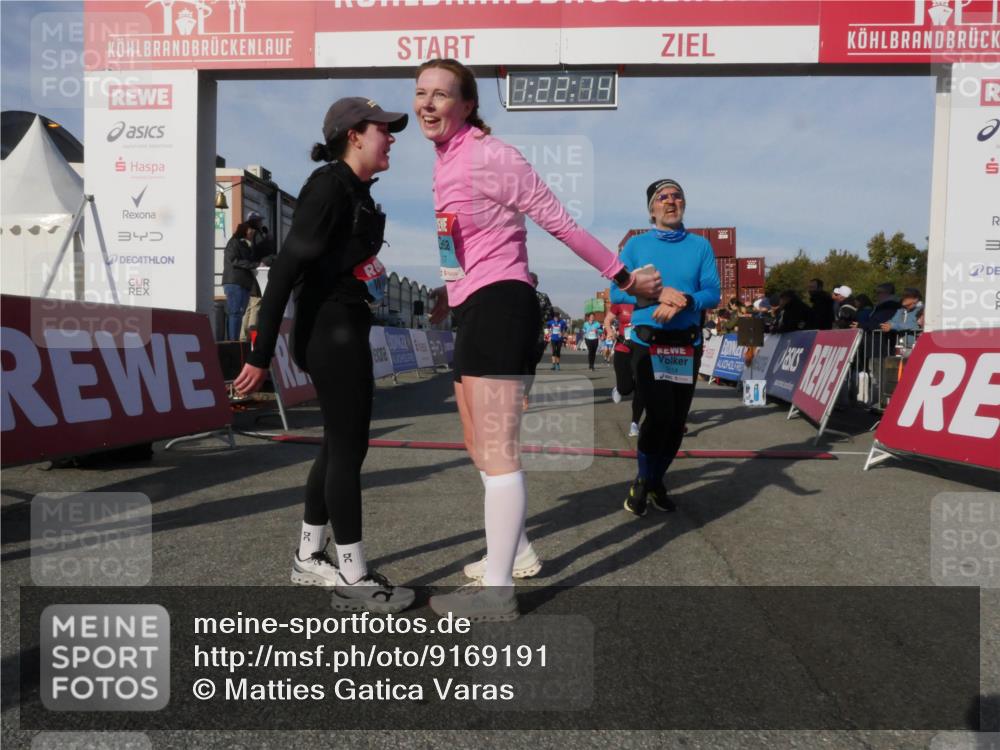 03.10.2025 - Köhlbrandbrückenlauf Matties Gatica Varas http://msf.ph/oto/9169191 03.10.2025 10:22:16 Ziel 1669, 1951, 1984, 2071, 2304, 3279, 3509, 3777 meine-sportfotos.de