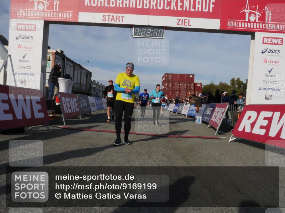 03.10.2025 - Köhlbrandbrückenlauf Matties Gatica Varas http://msf.ph/oto/9169199 03.10.2025 10:22:20 Ziel 1984, 2075, 2304, 2313, 2314, 3509, 3777 meine-sportfotos.de