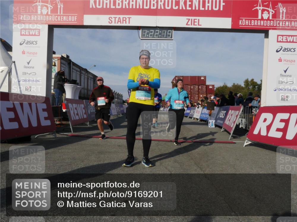 03.10.2025 - Köhlbrandbrückenlauf Matties Gatica Varas http://msf.ph/oto/9169201 03.10.2025 10:22:21 Ziel 1984, 2075, 2313, 2314, 3509 meine-sportfotos.de