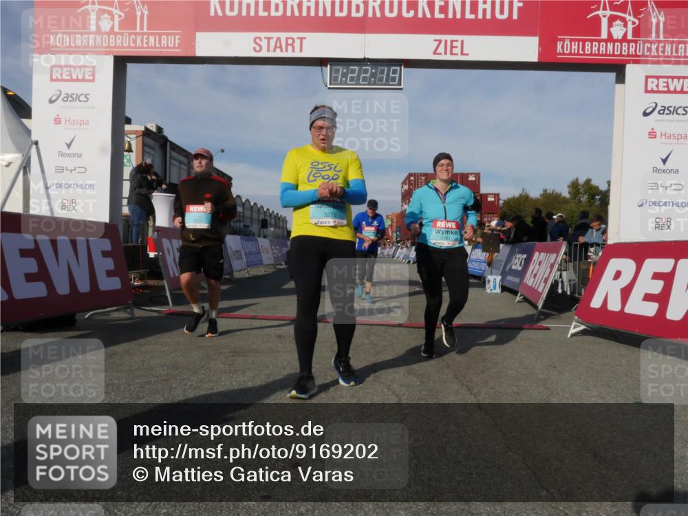 03.10.2025 - Köhlbrandbrückenlauf Matties Gatica Varas http://msf.ph/oto/9169202 03.10.2025 10:22:21 Ziel 1984, 2075, 2313, 2314, 3509 meine-sportfotos.de