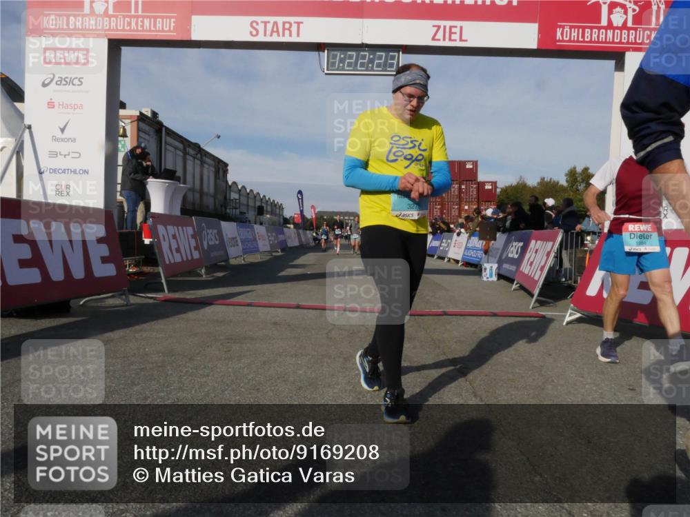 03.10.2025 - Köhlbrandbrückenlauf Matties Gatica Varas http://msf.ph/oto/9169208 03.10.2025 10:22:24 Ziel 2075, 2313, 2314, 3577 meine-sportfotos.de