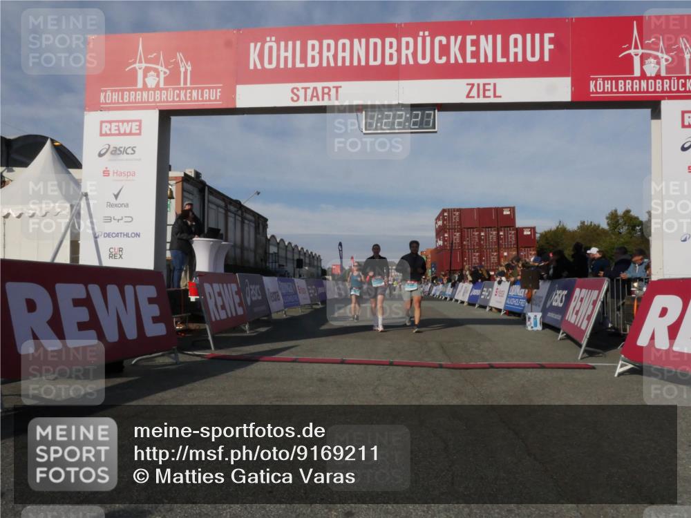 03.10.2025 - Köhlbrandbrückenlauf Matties Gatica Varas http://msf.ph/oto/9169211 03.10.2025 10:22:29 Ziel 2075, 2217, 2218, 2313, 2314, 3577 meine-sportfotos.de