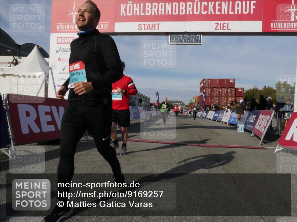 03.10.2025 - Köhlbrandbrückenlauf Matties Gatica Varas http://msf.ph/oto/9169257 03.10.2025 10:22:48 Ziel 2028, 2049, 2099, 2308, 3322, 3582, 3583, 3619 meine-sportfotos.de