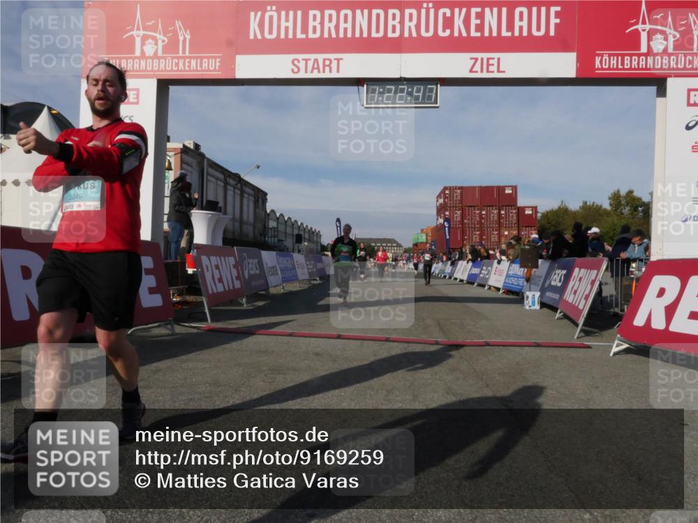03.10.2025 - Köhlbrandbrückenlauf Matties Gatica Varas http://msf.ph/oto/9169259 03.10.2025 10:22:49 Ziel 1452, 2028, 2099, 2308, 3322, 3582, 3583, 3619 meine-sportfotos.de