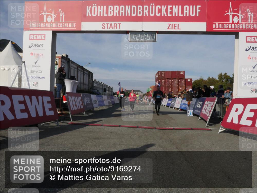 03.10.2025 - Köhlbrandbrückenlauf Matties Gatica Varas http://msf.ph/oto/9169274 03.10.2025 10:22:53 Ziel 1452, 1934, 2028, 2031, 2099, 2308, 2682, 2861, 2862, 3322, 3582, 3583 meine-sportfotos.de