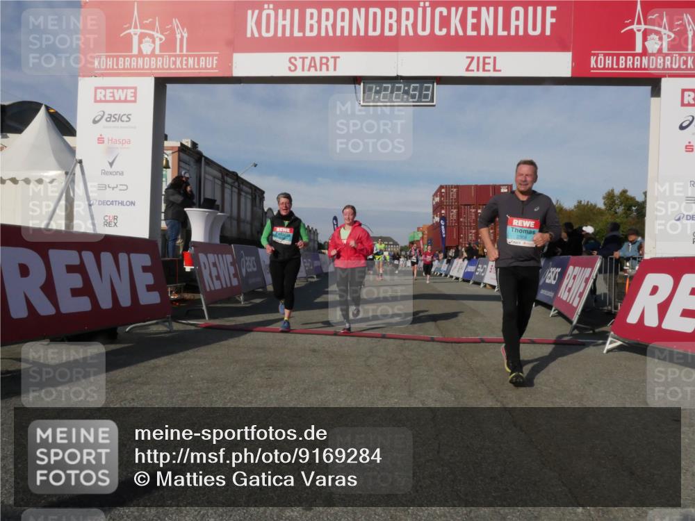 03.10.2025 - Köhlbrandbrückenlauf Matties Gatica Varas http://msf.ph/oto/9169284 03.10.2025 10:22:55 Ziel 1452, 1934, 2028, 2031, 2099, 2682, 2861, 2862, 3291, 3322, 3582, 3583 meine-sportfotos.de