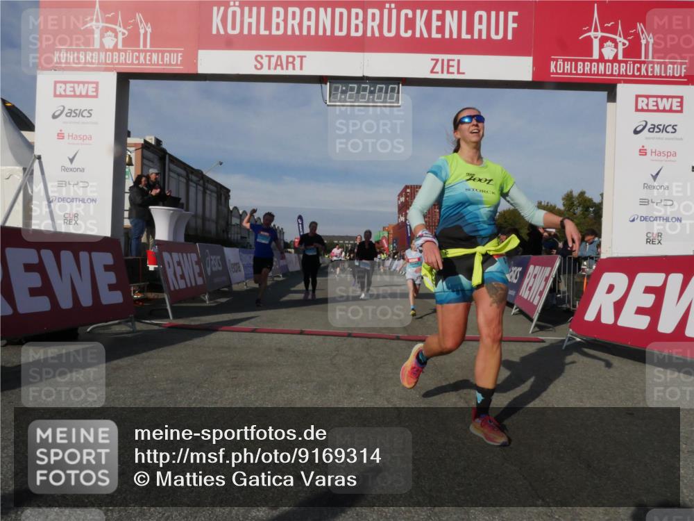 03.10.2025 - Köhlbrandbrückenlauf Matties Gatica Varas http://msf.ph/oto/9169314 03.10.2025 10:23:02 Ziel 1320, 1484, 1934, 2031, 2087, 2682, 2861, 2862, 2907, 3291, 3574 meine-sportfotos.de