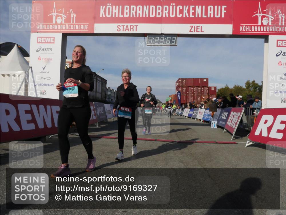 03.10.2025 - Köhlbrandbrückenlauf Matties Gatica Varas http://msf.ph/oto/9169327 03.10.2025 10:23:05 Ziel 1320, 1484, 1751, 1777, 2031, 2072, 2087, 2690, 2907, 3109, 3222, 3291, 3480, 3574 meine-sportfotos.de