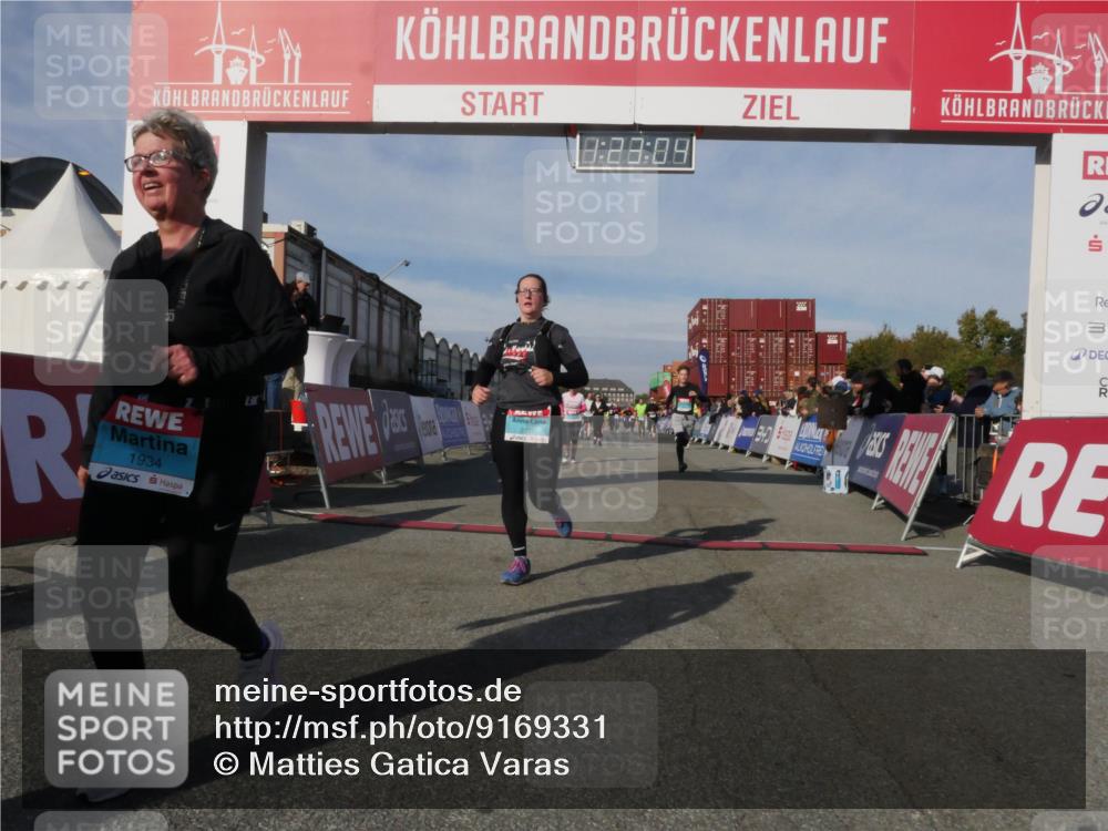 03.10.2025 - Köhlbrandbrückenlauf Matties Gatica Varas http://msf.ph/oto/9169331 03.10.2025 10:23:06 Ziel 1320, 1484, 1751, 1777, 2072, 2087, 2167, 2690, 2907, 3109, 3222, 3291, 3480, 3574 meine-sportfotos.de