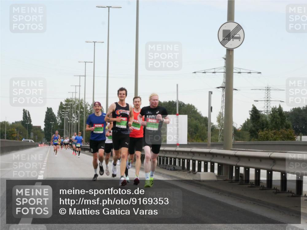 03.10.2025 - Köhlbrandbrückenlauf Matties Gatica Varas http://msf.ph/oto/9169353 03.10.2025 15:11:35 Position 3 7110 meine-sportfotos.de