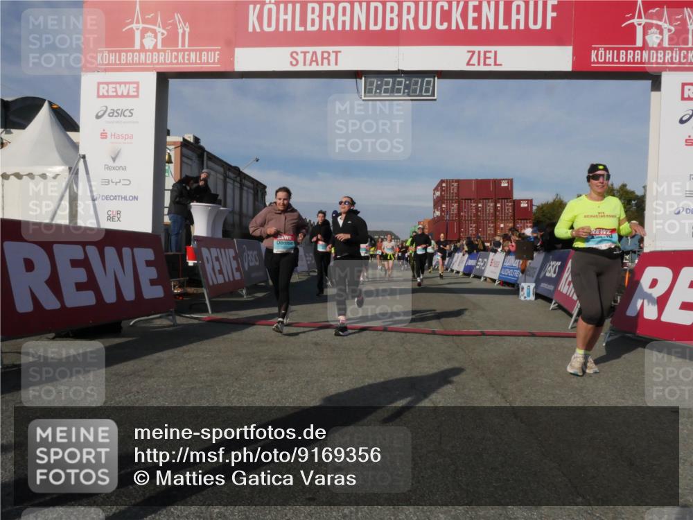 03.10.2025 - Köhlbrandbrückenlauf Matties Gatica Varas http://msf.ph/oto/9169356 03.10.2025 10:23:12 Ziel 1263, 1320, 1484, 1707, 1751, 1777, 1954, 2072, 2087, 2125, 2141, 2167, 2188, 2690, 2829, 3029, 3109, 3147, 3222, 3480 meine-sportfotos.de